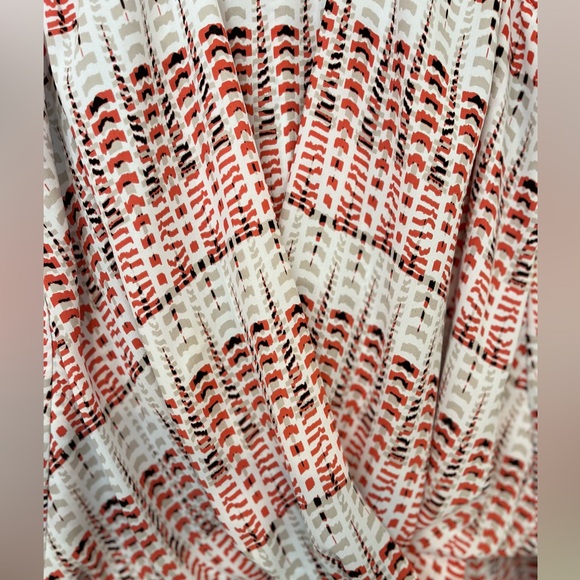 ALFANI ladies blouse size 10 patterened design - Picture 4 of 9